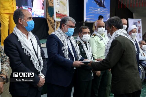 مراسم تجلیل از چهل پیشکسوت دفاع مقدس خراسان جنوبی