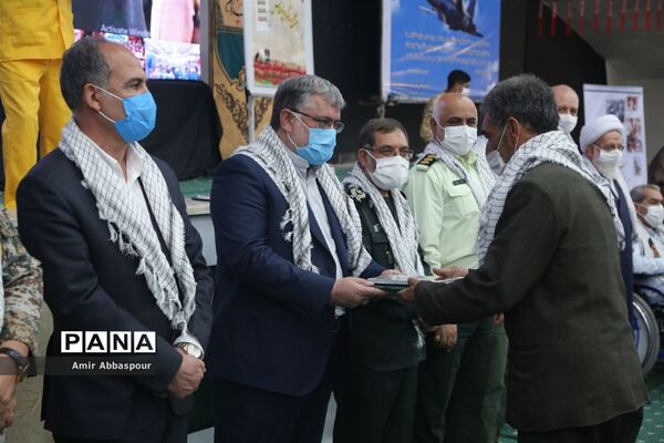 مراسم تجلیل از چهل پیشکسوت دفاع مقدس خراسان جنوبی