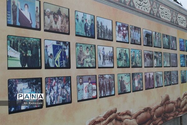 افتتاح نمایشگاه عکس دفاع مقدس در قائم شهر