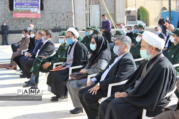 گلباران وعطر افشانی مزارشهدای هشت سال دفاع مقدس شهرستان اسلامشهر
