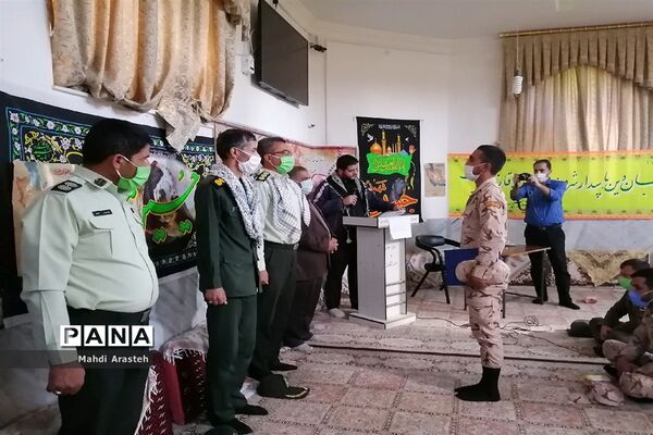 تجلیل از سربازان نمونه ناحیه مقاومت بسیج سپاه و فرماندهی انتظامی شهرستان خوسف