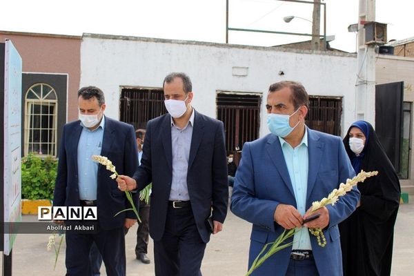 غبارروبی گلزار شهدای شهرستان ساری