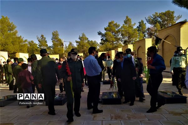 تجدید پیمان با شهدا در آباده