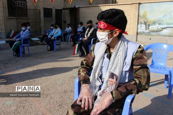 نواختن زنگ ایثار و مقاومت در بوشهر