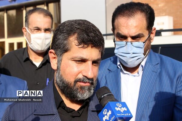 آیین رونمایی از کتاب جهش تولید در اهواز