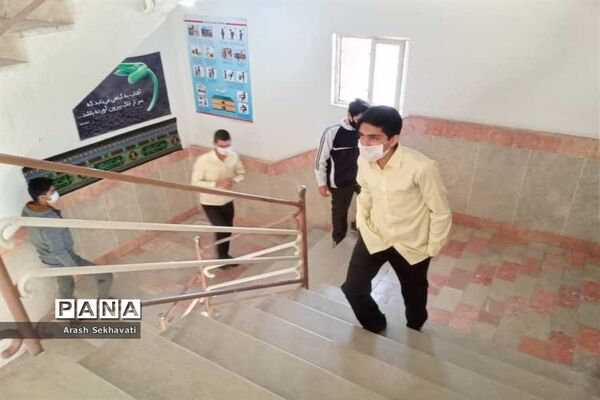 برگزاری کلاس‌های درس درهنرستان نمونه البرز بیرجند