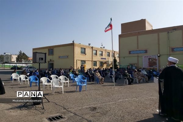 مراسم بزرگداشت هفته دفاع مقدس در آموزش و پرورش کاشمر
