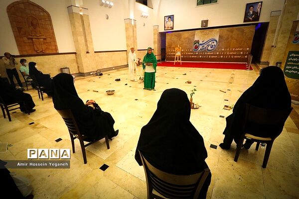 نمایش سرو مجنون در جزیره کیش