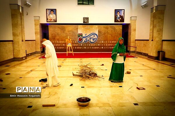 نمایش سرو مجنون در جزیره کیش