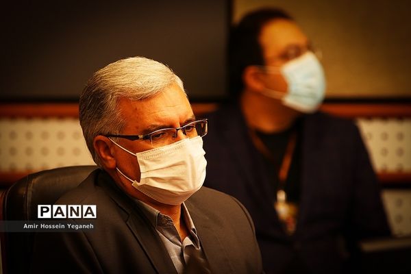 همایش نقش زنان در دفاع مقدس