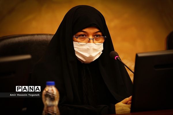 همایش نقش زنان در دفاع مقدس