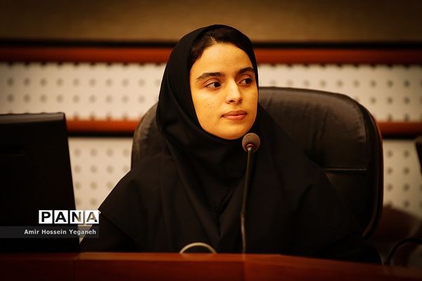 همایش نقش زنان در دفاع مقدس