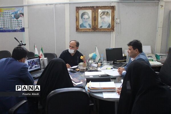 ویدئو کنفرانس نشست تبین برنامه عملیاتی بسته تحولی  سازمان دانش‌آموزی