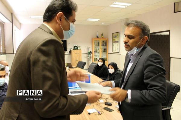 نشست ویدئویی هم اندیشی مدیران ستادی و استانی سازمان های دانش آموزی کشور