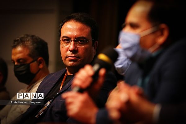 شب فیلم دفاع مقدس در جزیره کیش