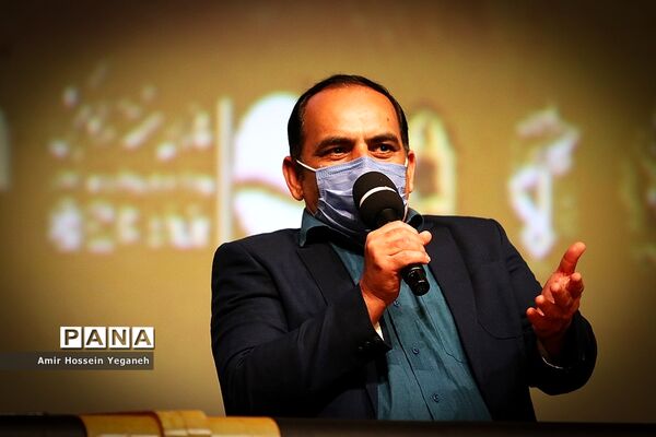 شب فیلم دفاع مقدس در جزیره کیش