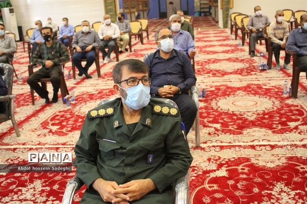 تجلیل از فرهنگیان ایثارگر استان بوشهر