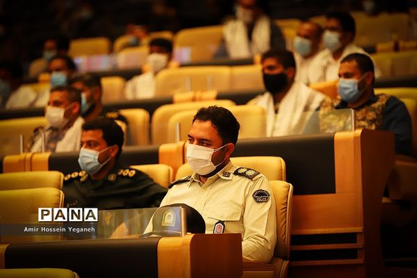 گرامیداشت شکست حصر آبادان درجزیره کیش