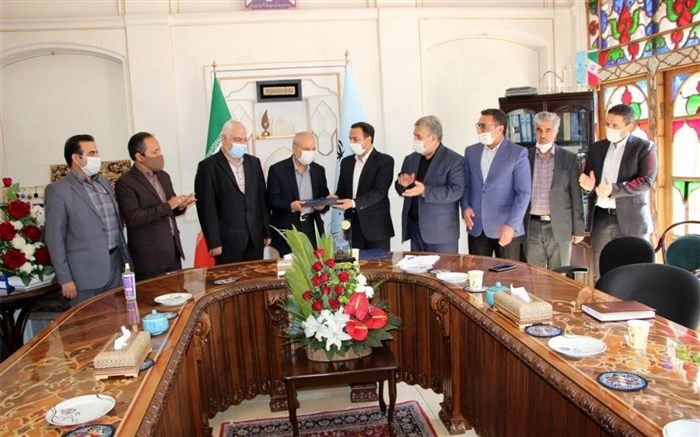 تفویض اختیار به تشکل‌های حرفه‌ای گردشگری آذربایجان شرقی