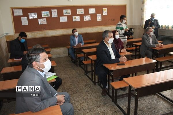 بازدید دبیرکل شورای عالی آموزش و پرورش از مدارس شهر زنجان