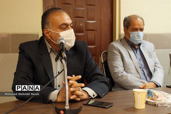 آیین تکریم و معارفه رییس مرکز بهداشت شرق اهواز