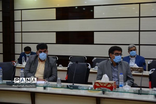 نشست کمیته تخصصی و اجرایی الگوی تعالی مدیریت مدرسه