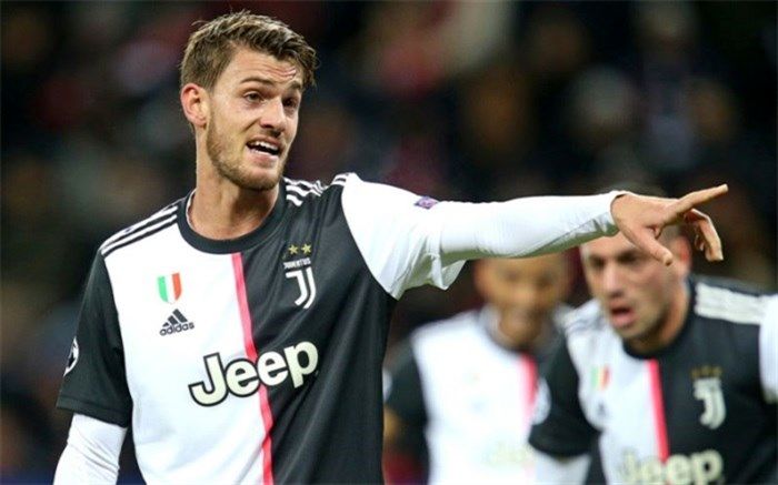 انتقال مدافع یوونتوس به فرانسه قطعی شد