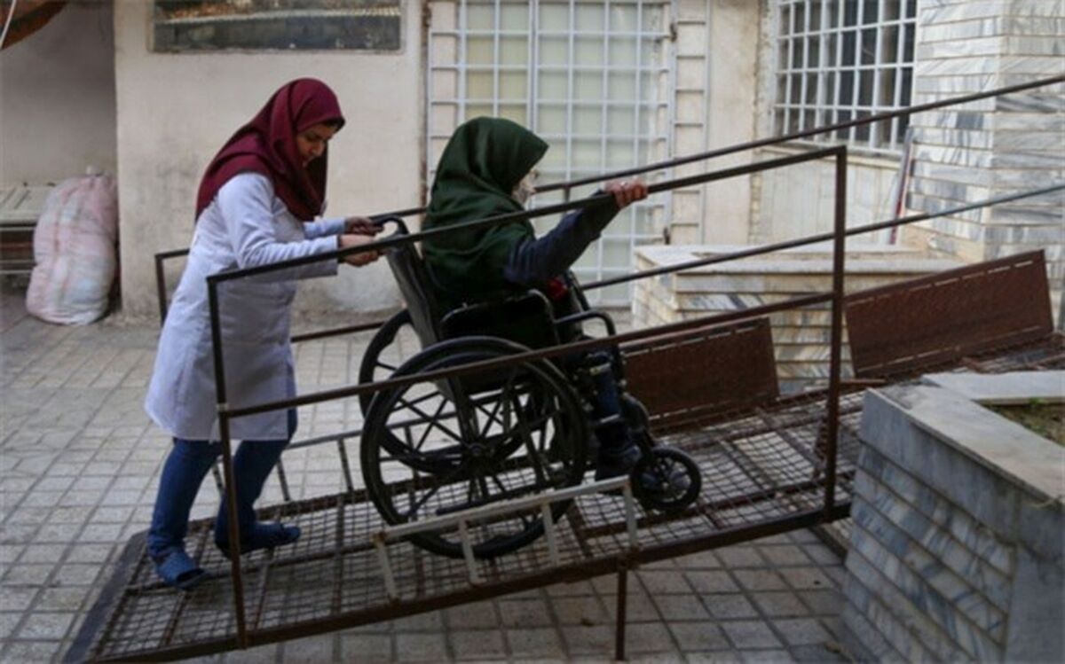 تنها بودیم، تنهاتر شدیم