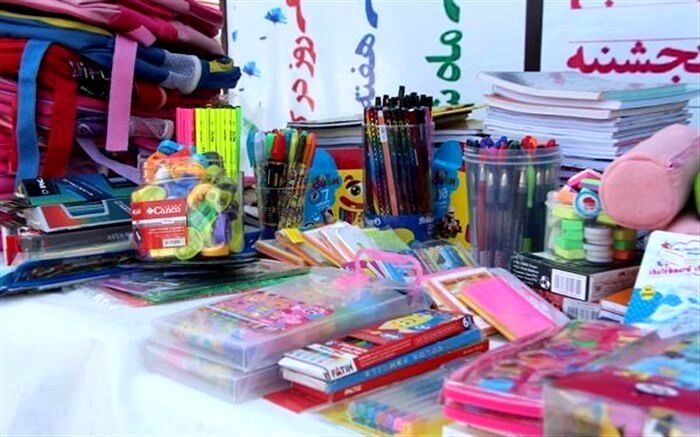 اهدای بسته های لوازم التحریر به بیش از 6 هزار دانش آموز محروم نیشابور