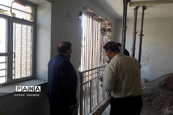 بازدید مسئولان آموزش و پرورش  از روند احداث و مقاوم‌سازی مدارس مسجدسلیمان