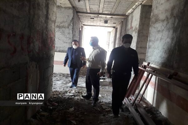 بازدید مسئولان آموزش و پرورش  از روند احداث و مقاوم‌سازی مدارس مسجدسلیمان
