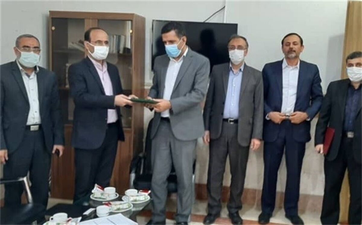 تفاهم نامه همکاری مابین معاونت سوادآموزی و سازمان دانش آموزی امضا شد