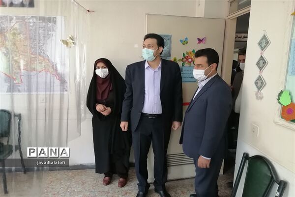 بازدید سرزده فرماندار شهرستان ری ازآموزش و پرورش ناحیه دو شهر ری