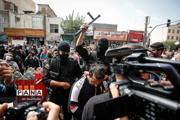 اوباش گردانی در محله مشیریه