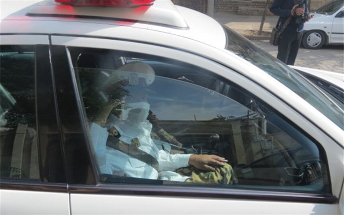 هدایت نمادین ترافیک نیشابور، توسط  یک  جوان  معلول