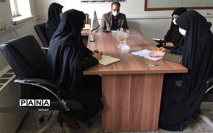 برگزاری جلسه کارگروه "هفته سلامت روان" در  منطقه3