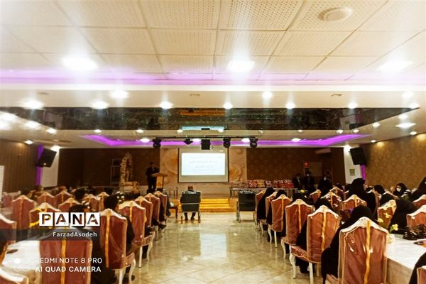 جلسه توانمندسازی معاونان پرورشی  کاشمر