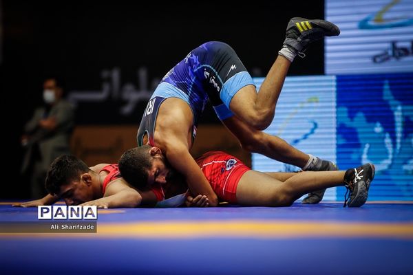 لیگ برتر کشتی آزاد