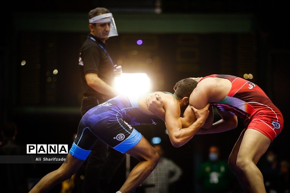 لیگ برتر کشتی آزاد