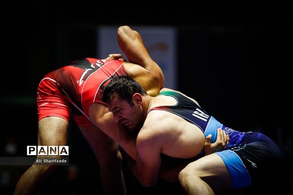 لیگ برتر کشتی آزاد