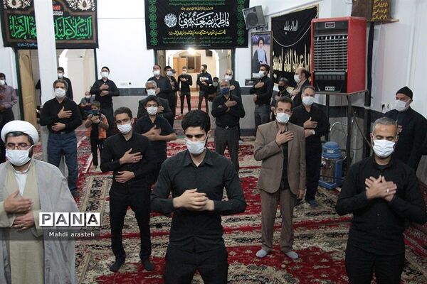 مراسم شب اربعین مسجد امام حسن عسکری علیه السلام شهرستان خوسف با رعایت پروتکل های بهداشتی