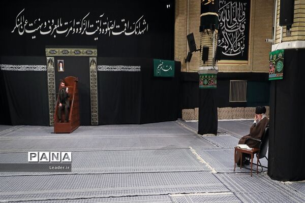 مراسم عزاداری و قرائت زیارت اربعین در حسینیه امام خمینی با حضور رهبر معظم انقلاب اسلامی