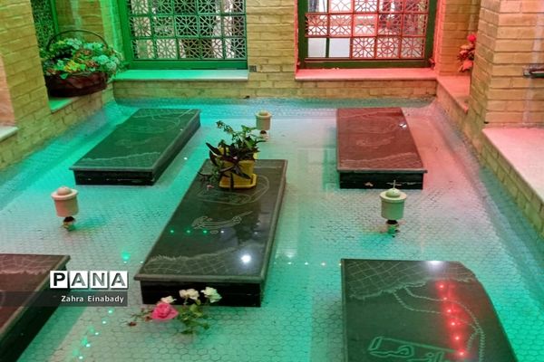 مراسم نمادین جاماندگان اربعین حسینی در گلزارشهدای شهرستان ملارد