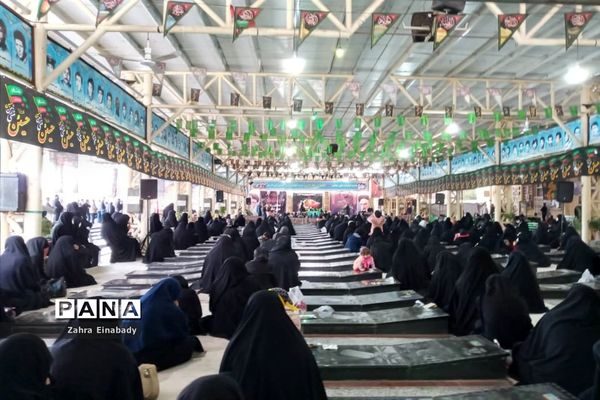 مراسم نمادین جاماندگان اربعین حسینی در گلزارشهدای شهرستان ملارد