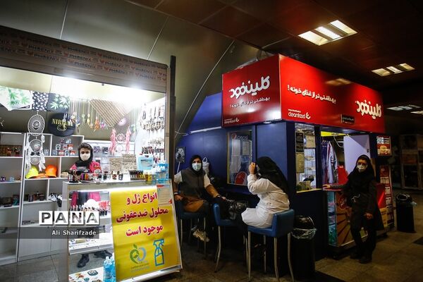 بازدید سخنگوی دولت از طرح استفاده اجباری ماسک در مترو