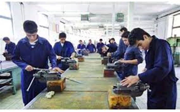 لزوم تربیت حرفه‌ای و مهارت آموزی منابع انسانی