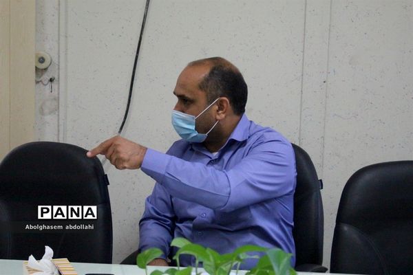 جلسه هم‌اندیشی فعالیت‌های حوزه پرورشی و فرهنگی آموزش و پرورش استان بوشهر