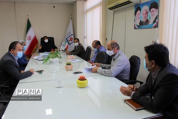 جلسه هم‌اندیشی فعالیت‌های حوزه پرورشی و فرهنگی آموزش و پرورش استان بوشهر