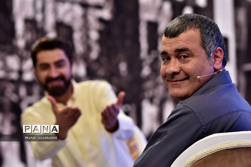 برنامه تلویزیونی چهل تیکه