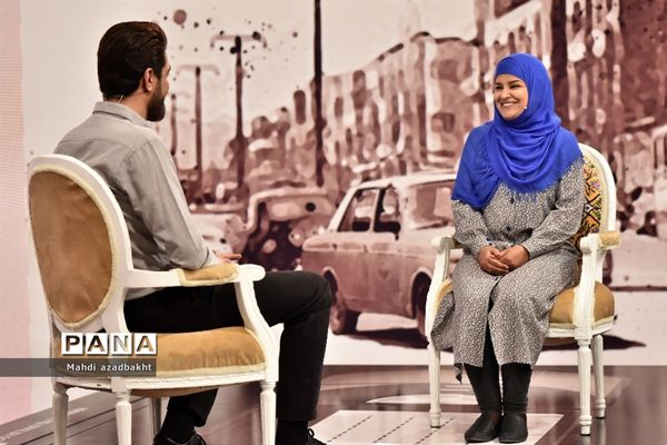 برنامه تلویزیونی چهل تیکه